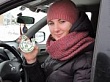 В честь праздника мамы-водители Уватского района получили светоотражающие подковы «на удачу»